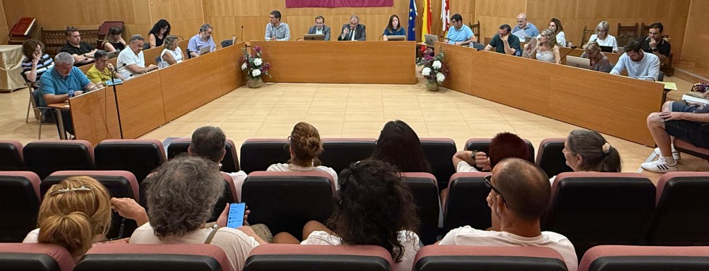 Izquierda Unida-Podemos denuncia el veto a la participación vecinal y la tensión generada por el equipo de gobierno tras un Pleno, que requirió la intervención&nbsp;policial
